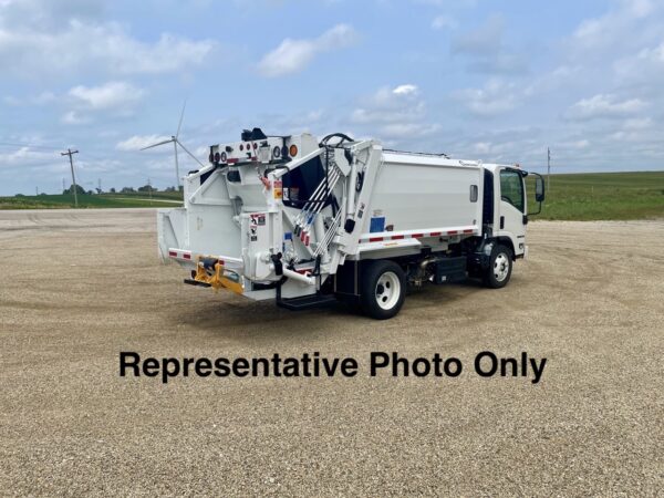 2024 ISUZU NRR CURBTENDER QUANTUM 8 YD REAR LOADER - Image 3