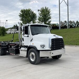 2026 FREIGHTLINER 114SD PLUS GALBREATH U5-OR-174 ROLLOFF TRUCK