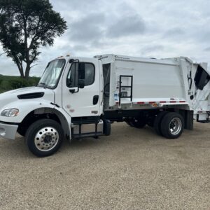 2026 FREIGHTLINER M2 PLUS CURBTENDER QUANTUM MD 11 YD REAR LOADER