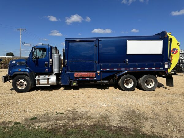 2017 FREIGHTLINER M2 LABRIE EXPERT 37 YD MANUAL SIDE LOADER - Image 5