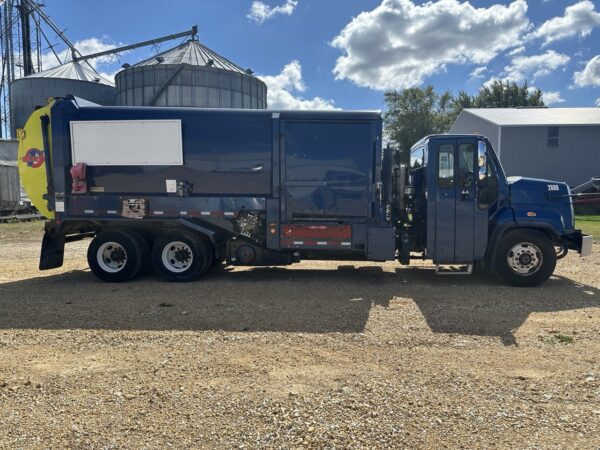2017 FREIGHTLINER M2 LABRIE EXPERT 37 YD MANUAL SIDE LOADER - Image 6