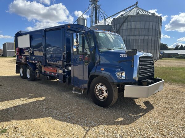 2018 FREIGHTLINER M2 LABRIE EXPERT 37 YD MANUAL SIDE LOADER