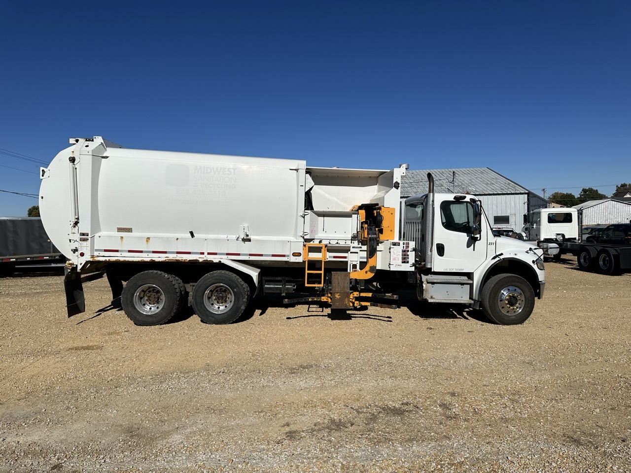 2019 FREIGHTLINER M2 LABRIE AUTOMIZER 31 YD AUTOMATED SIDE LOADER - Image 5