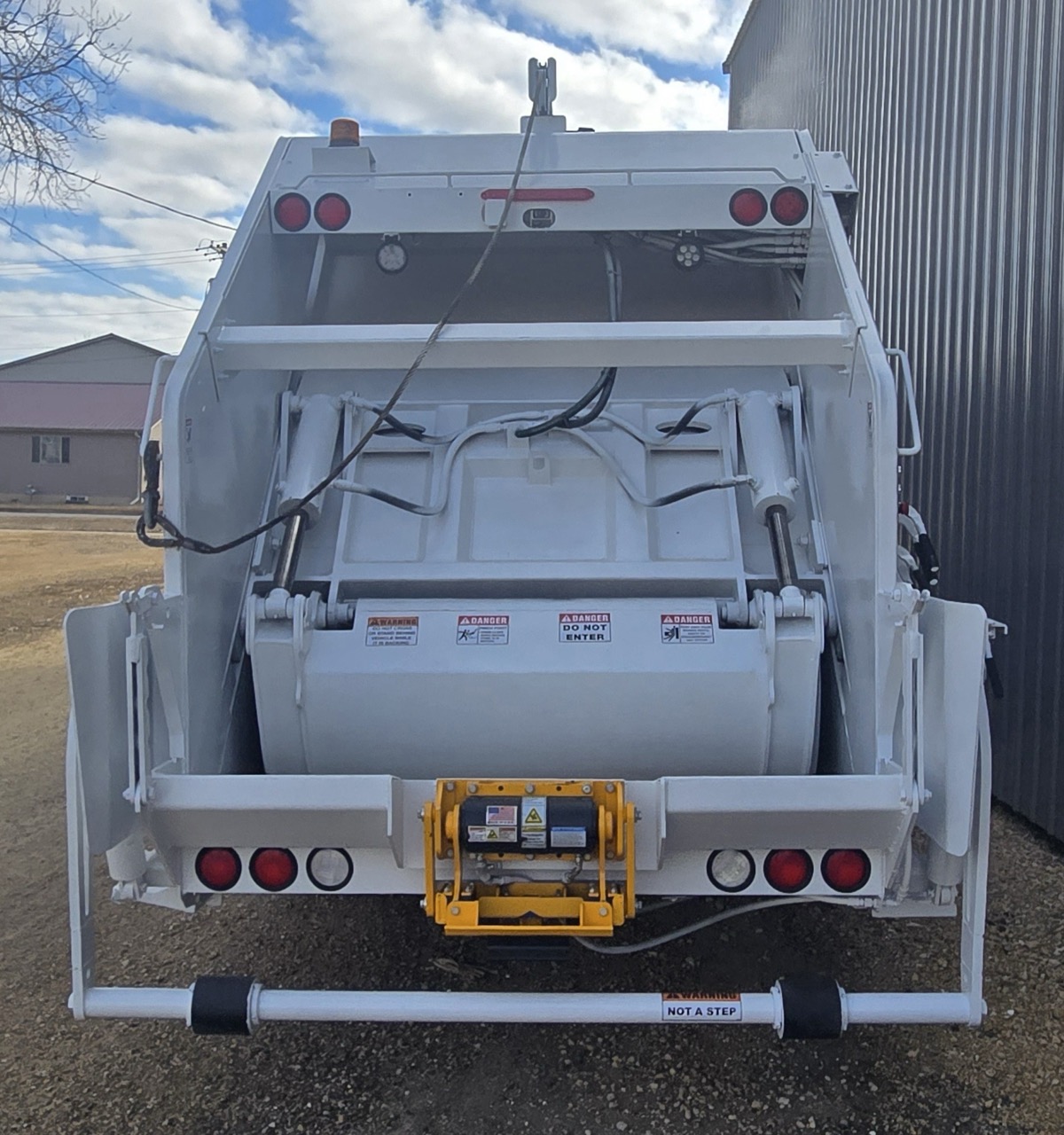 2021 FREIGHTLINER M2 NEW WAY COBRA 20 YD REAR LOADER #20011 - Image 3