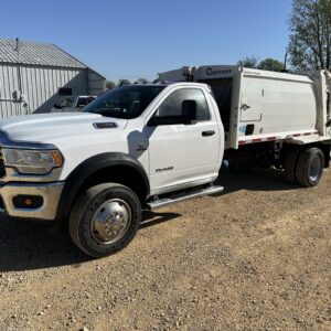 2021 DODGE RAM 5500 4X4 CURBTENDER QUANTUM 8 YD REAR LOADER