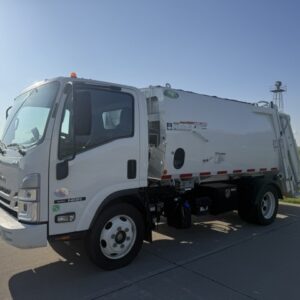 2023 ISUZU NRR NEW WAY DIAMONDBACK 8 YD REAR LOADER