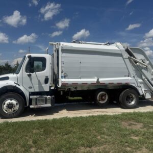 2021 FREIGHTLINER M2 CURBTENDER FURY 20 YD REAR LOADER