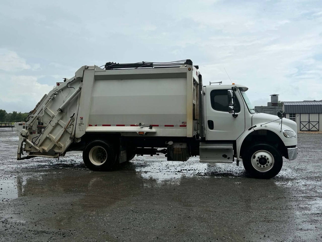2018 FREIGHTLINER M2 HEIL PT1000 18 YD REAR LOADER - Image 3